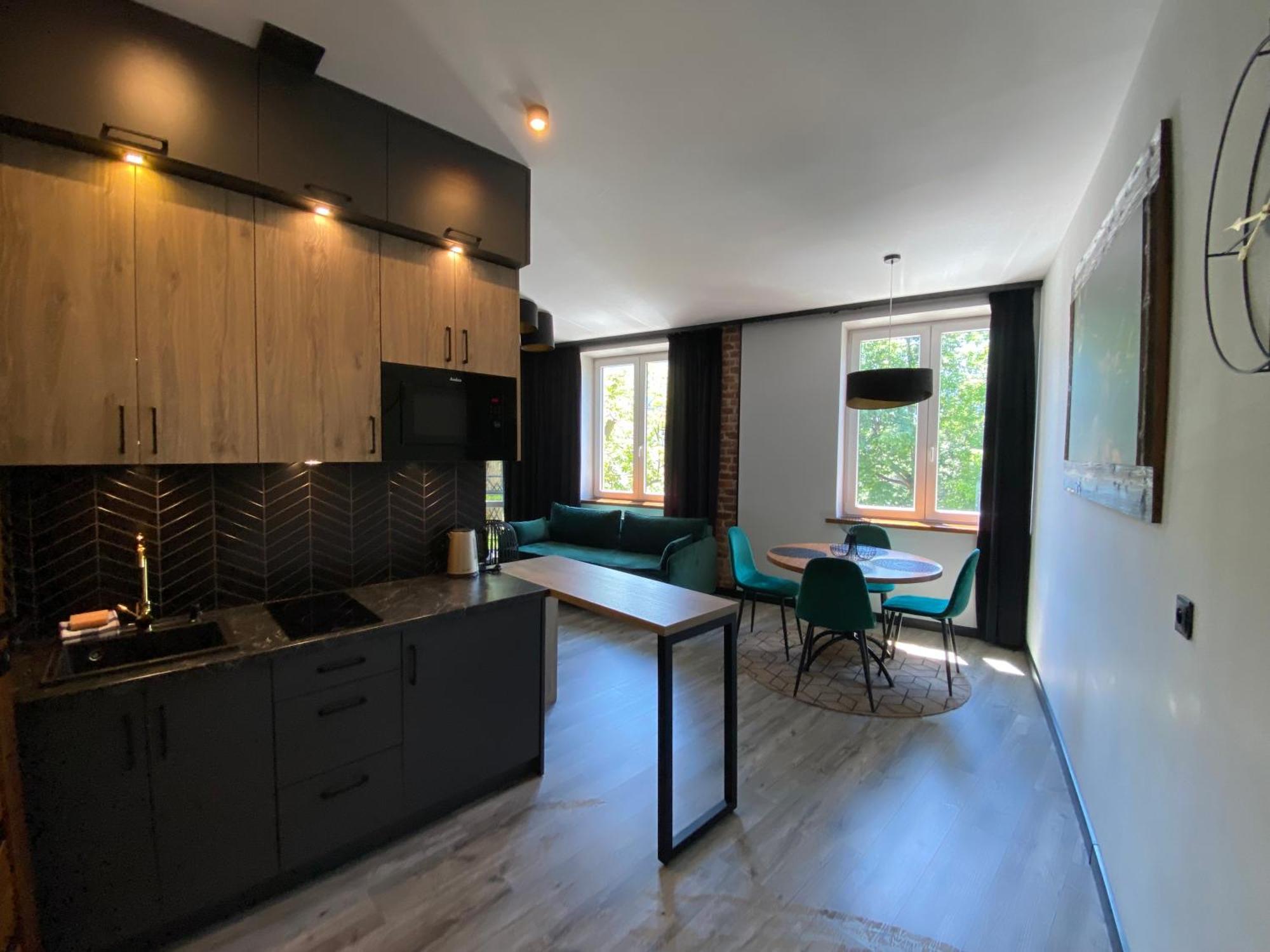 Apartamenty Zakopanepoleca - Krupowki Centrum エクステリア 写真