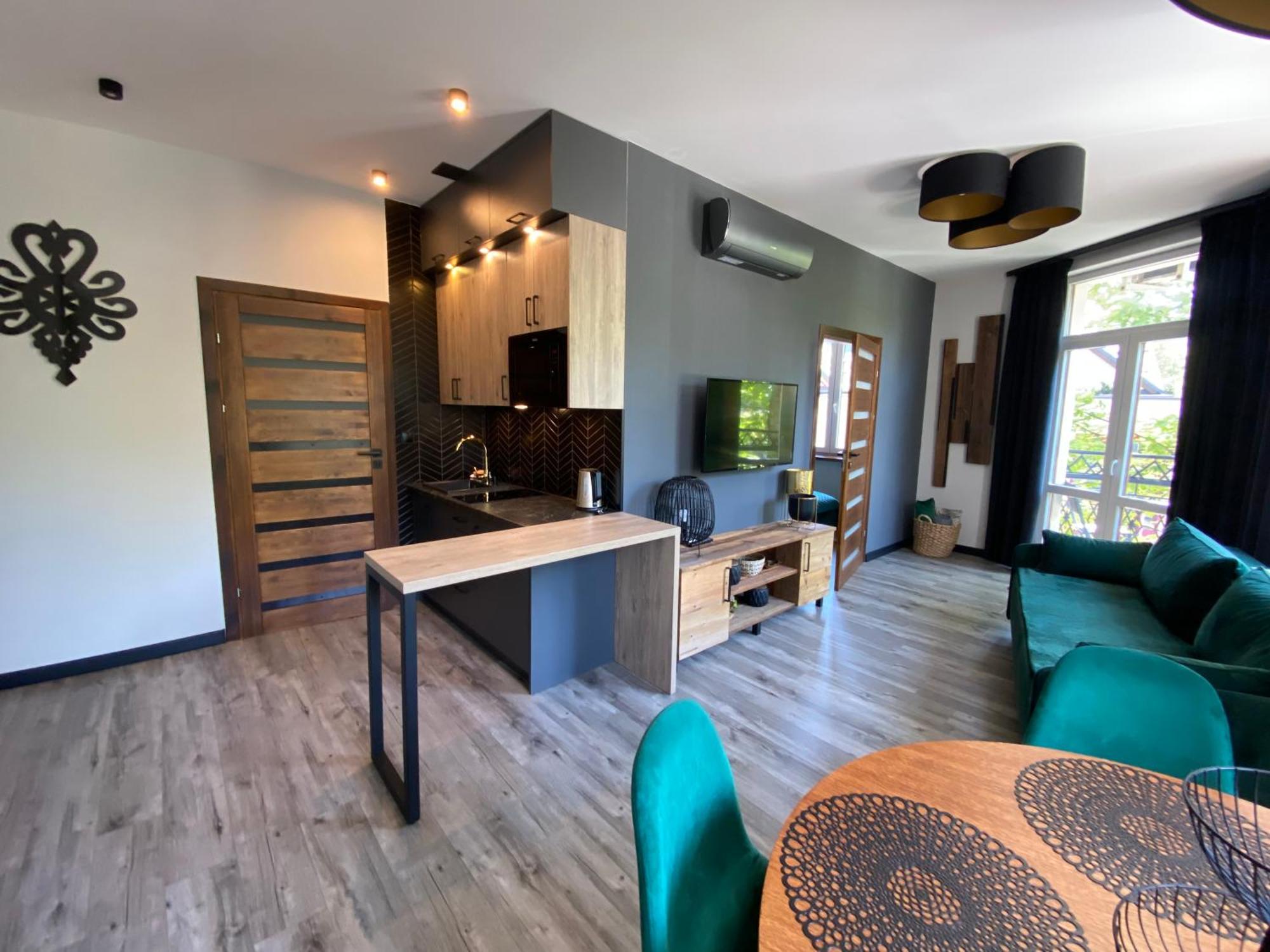 Apartamenty Zakopanepoleca - Krupowki Centrum エクステリア 写真